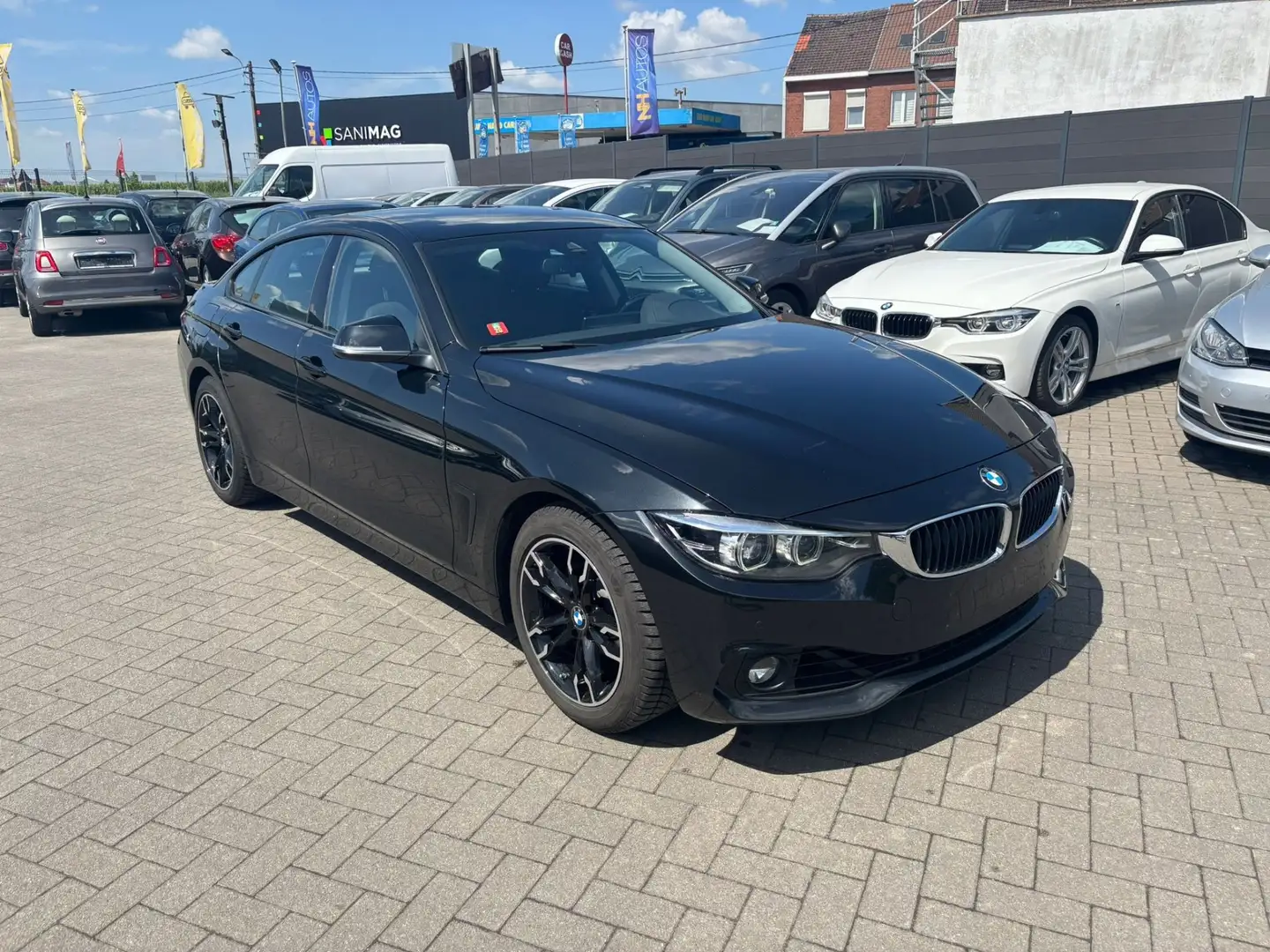BMW 418 Gran Coupé 418iA Schwarz - 2