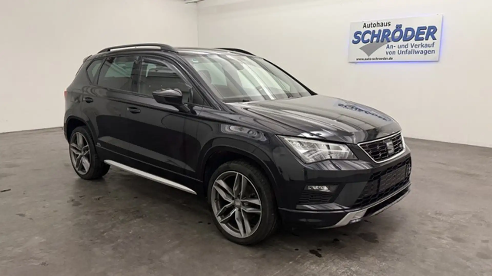 SEAT Ateca FR 2.0 TDI DSG *CarPlay*beats*Navi*Kamera* Zwart - 1
