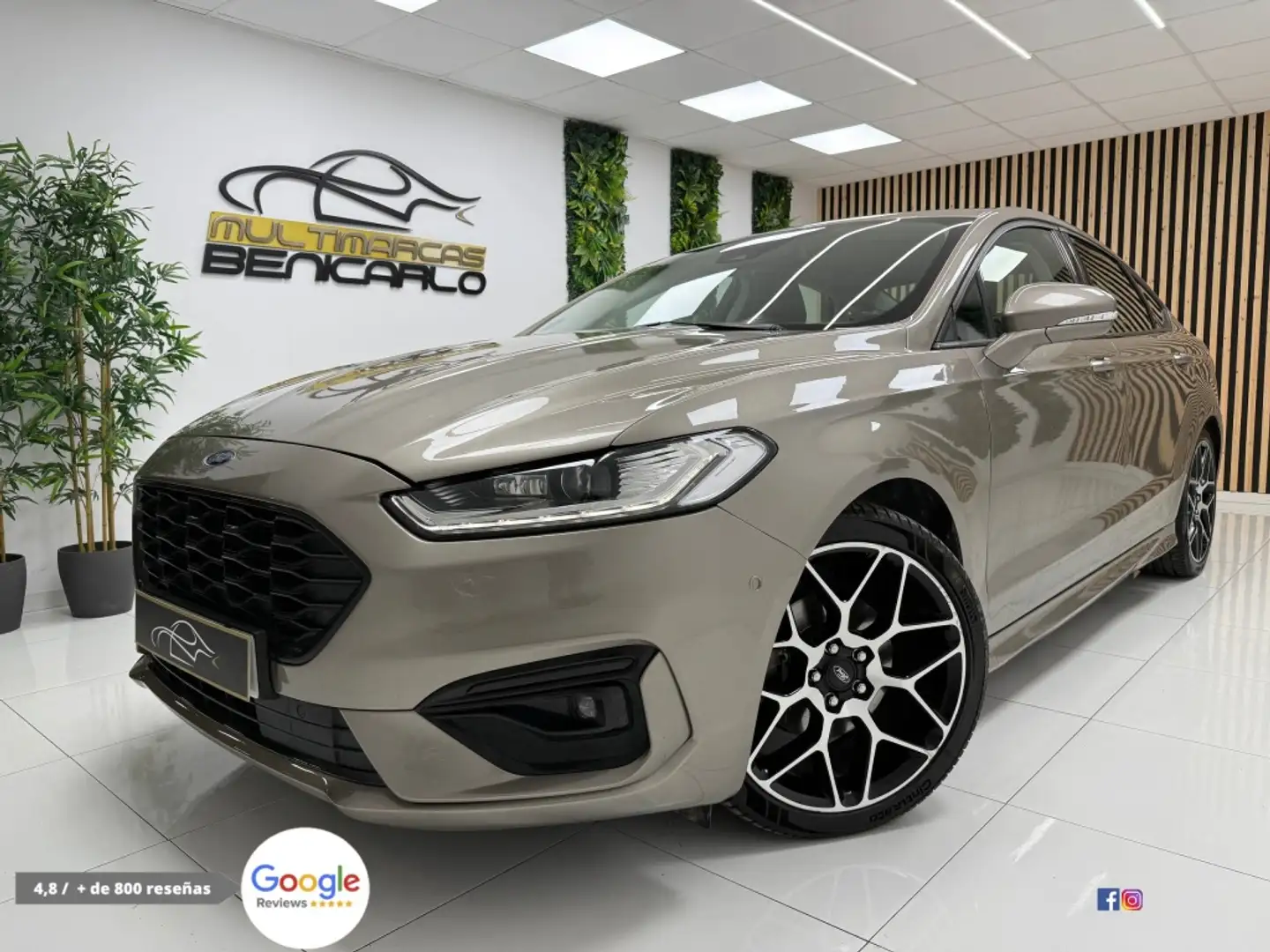 Ford Mondeo Sedán 2.0 HEV ST-Line Brun - 1