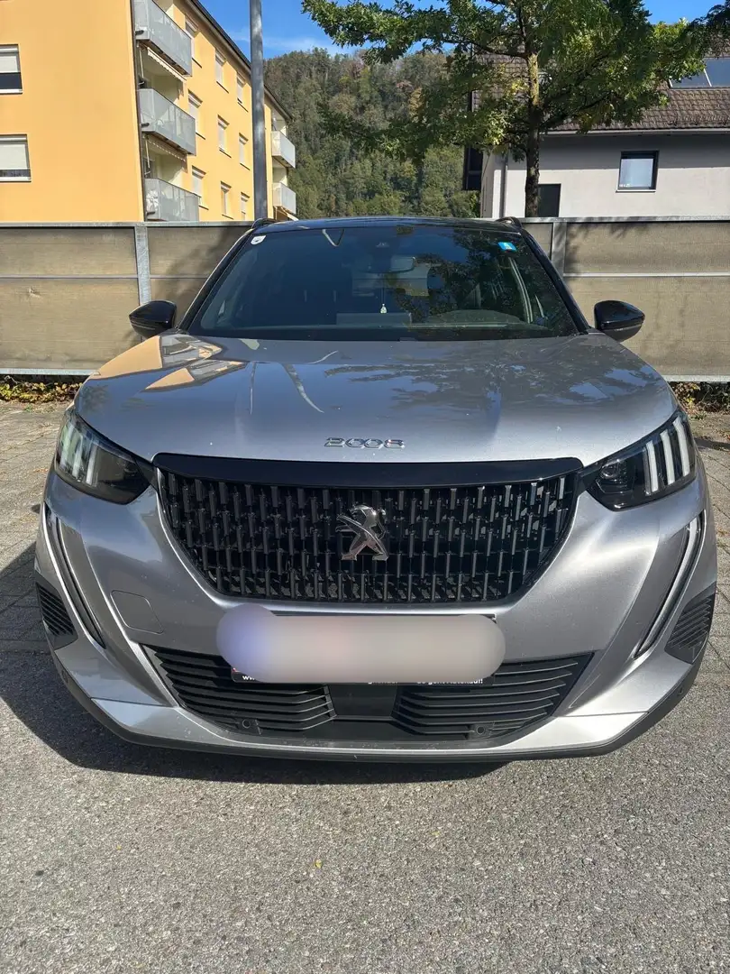 Peugeot 2008 GT PT 130 EAT ACC Carplay LED 17” - 1