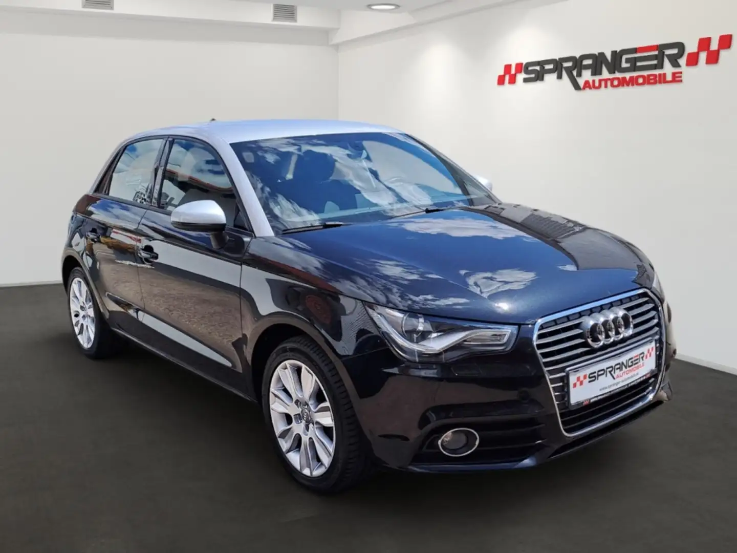 Audi A1 Sportback*PDC*Klima*Navi*Shzg*DAB*CD* Black - 2