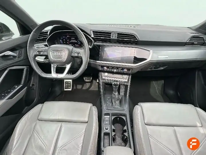 Audi Q3 2019, foto 10