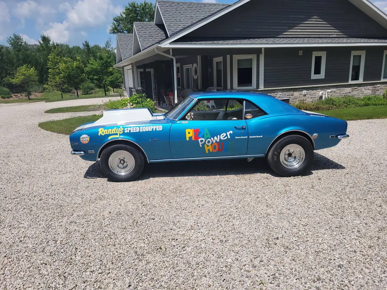 Chevrolet Camaro снимка Chevrolet Camaro
