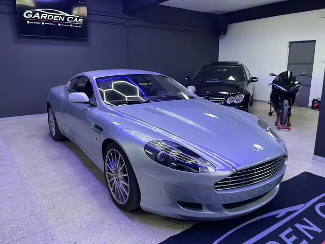 Aston Martin DB9 Coupe 6.0 Touchtronic 2