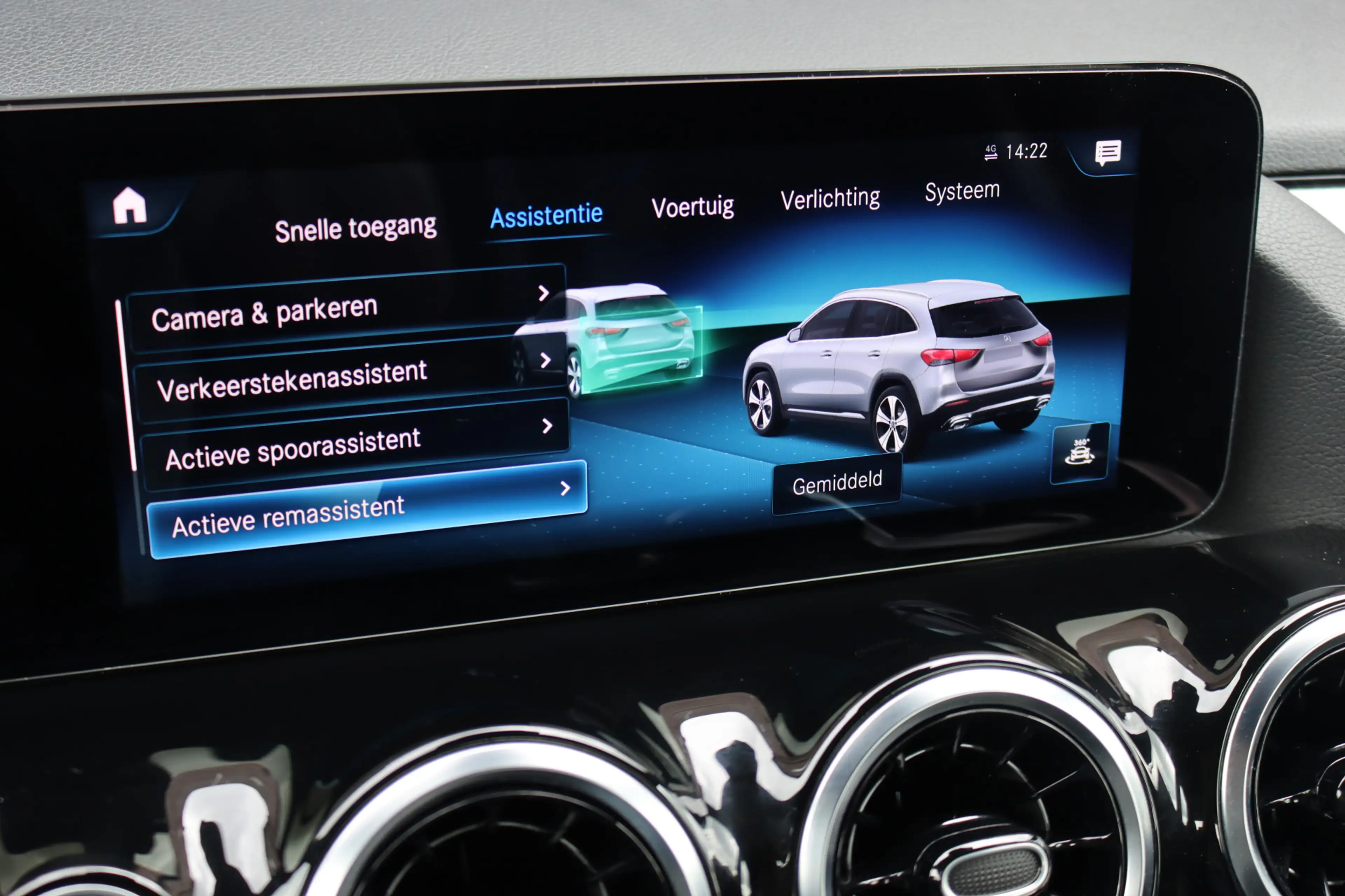 Mercedes-Benz GLA 250 e Luxury Line | Augmented Reality | Stoelverwarmin — photo 18
