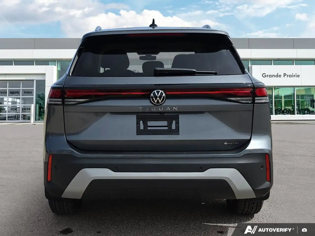 Volkswagen Tiguan снимка Volkswagen Tiguan