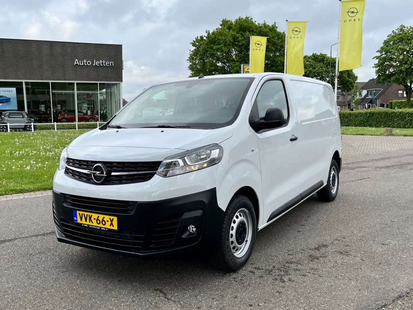 Opel Vivaro 2.0 145 S&S L2, Rijklaar, betimmering,verhoogd laa Wit - 2