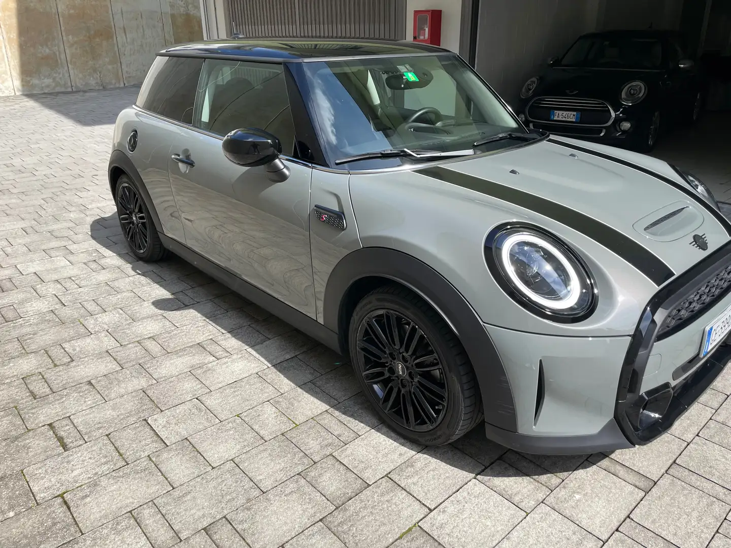 MINI Cooper S Mini 3p 2.0 Cooper S Yours auto Gris - 2