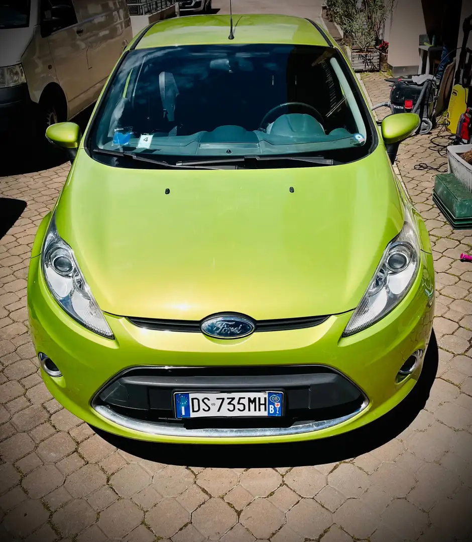 Ford Fiesta Fiesta CourierFamily Grün - 1