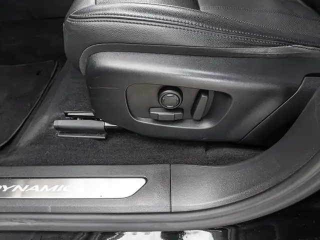 Land Rover Range Rover Evoque view 17