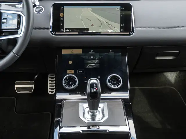 Land Rover Range Rover Evoque view 13
