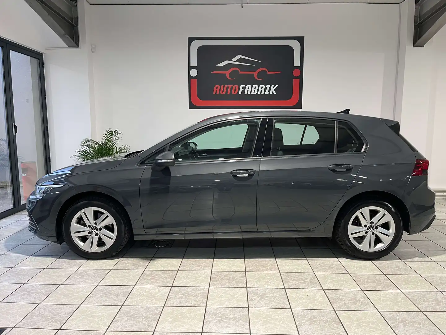 Volkswagen Golf Golf 1.5 eTSI DSG Life Gris - 2