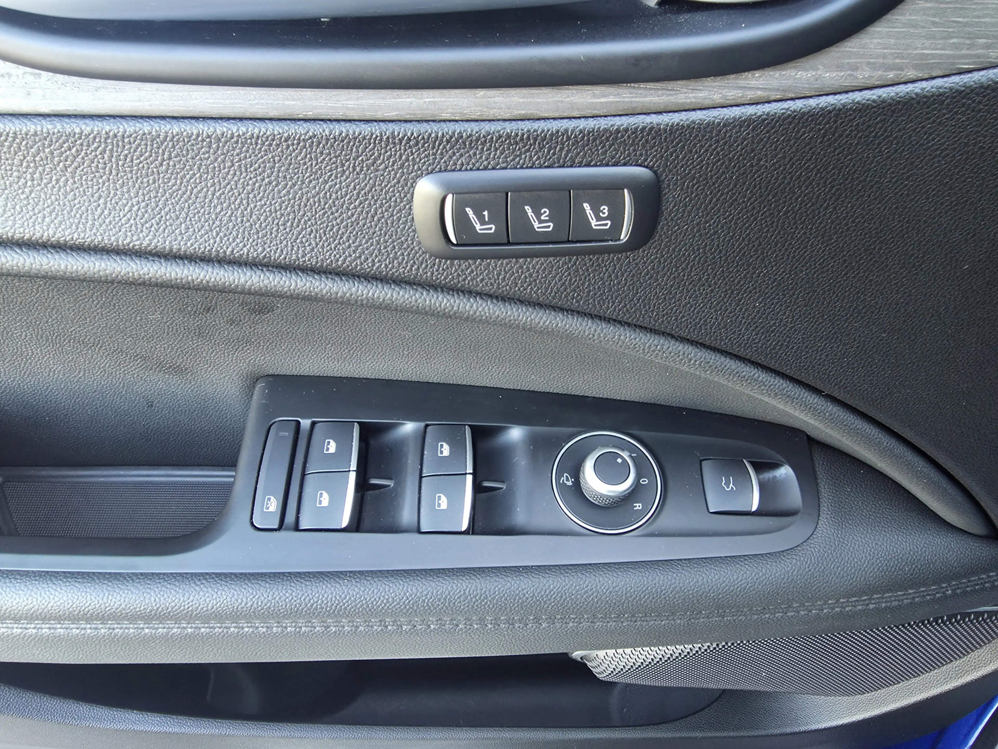 Alfa Romeo Stelvio 2.0 T AWD Ti 19'' Lm velgen | Apple/Android Carpla — photo 14