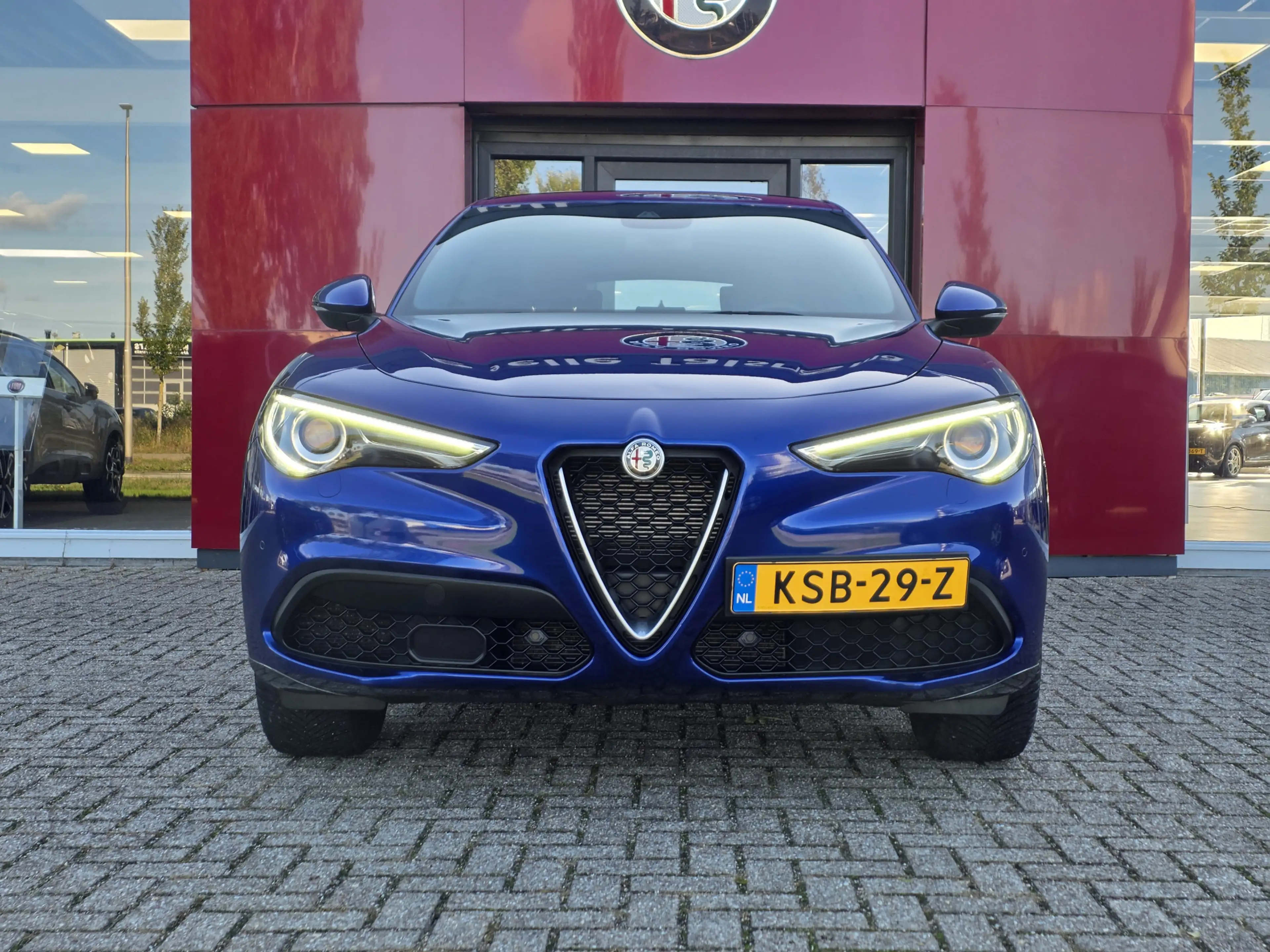Alfa Romeo Stelvio 2.0 T AWD Ti 19'' Lm velgen | Apple/Android Carpla — photo 6