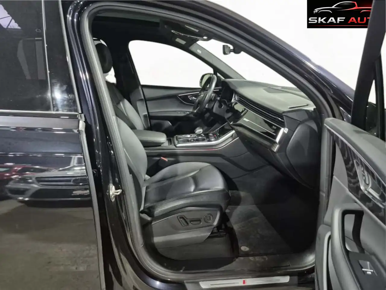 Audi Q7 снимка Audi Q7