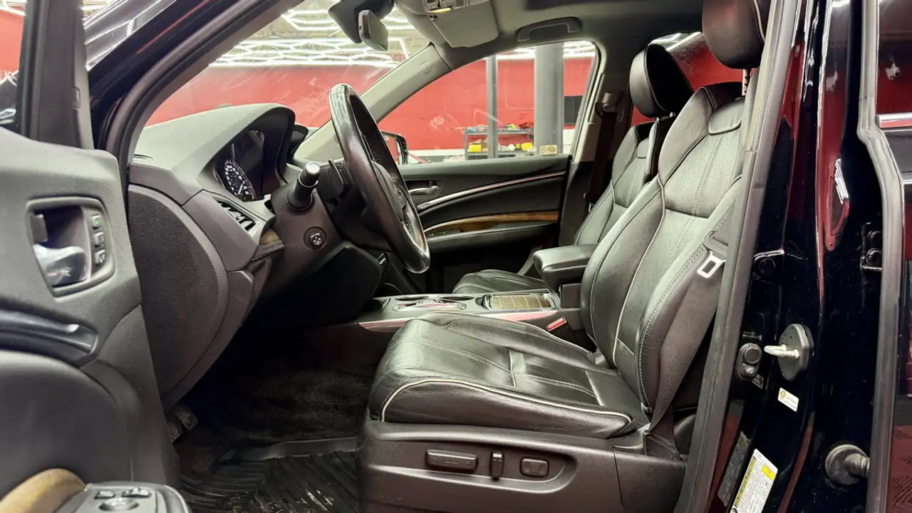Acura MDX снимка Acura MDX