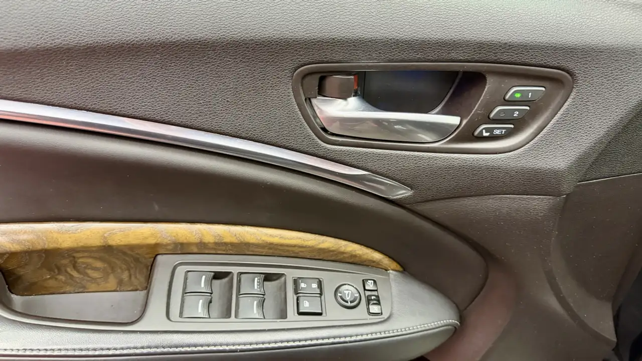 Acura MDX снимка Acura MDX