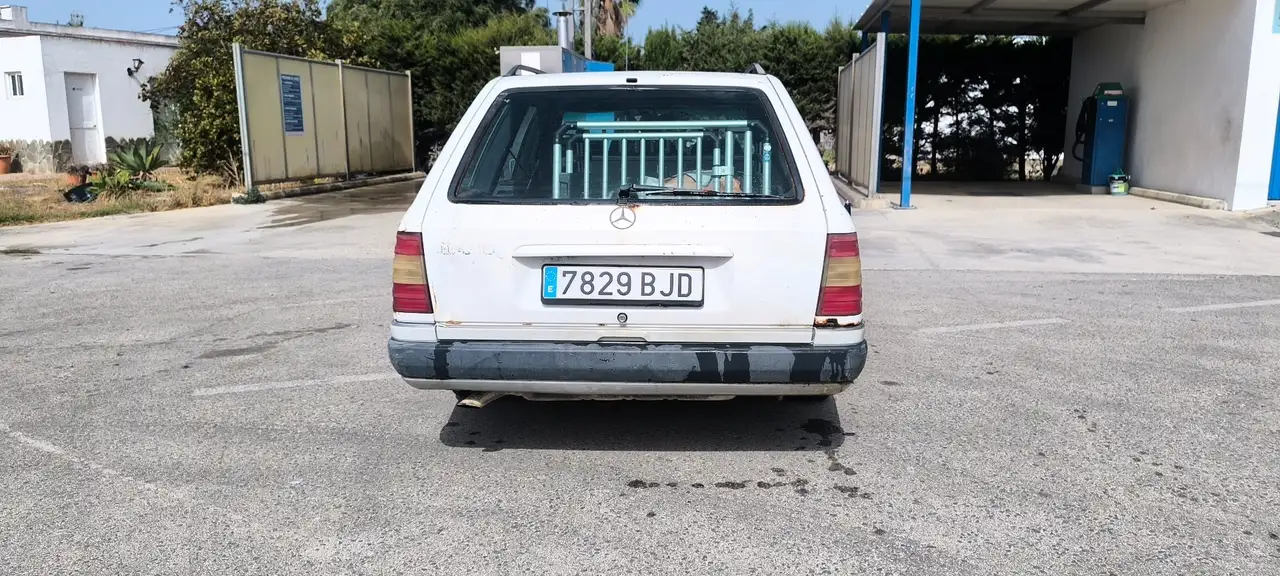 Mercedes-Benz E 300 SW td, foto 4