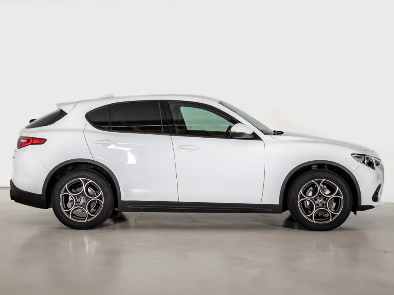Alfa Romeo Stelvio 2022