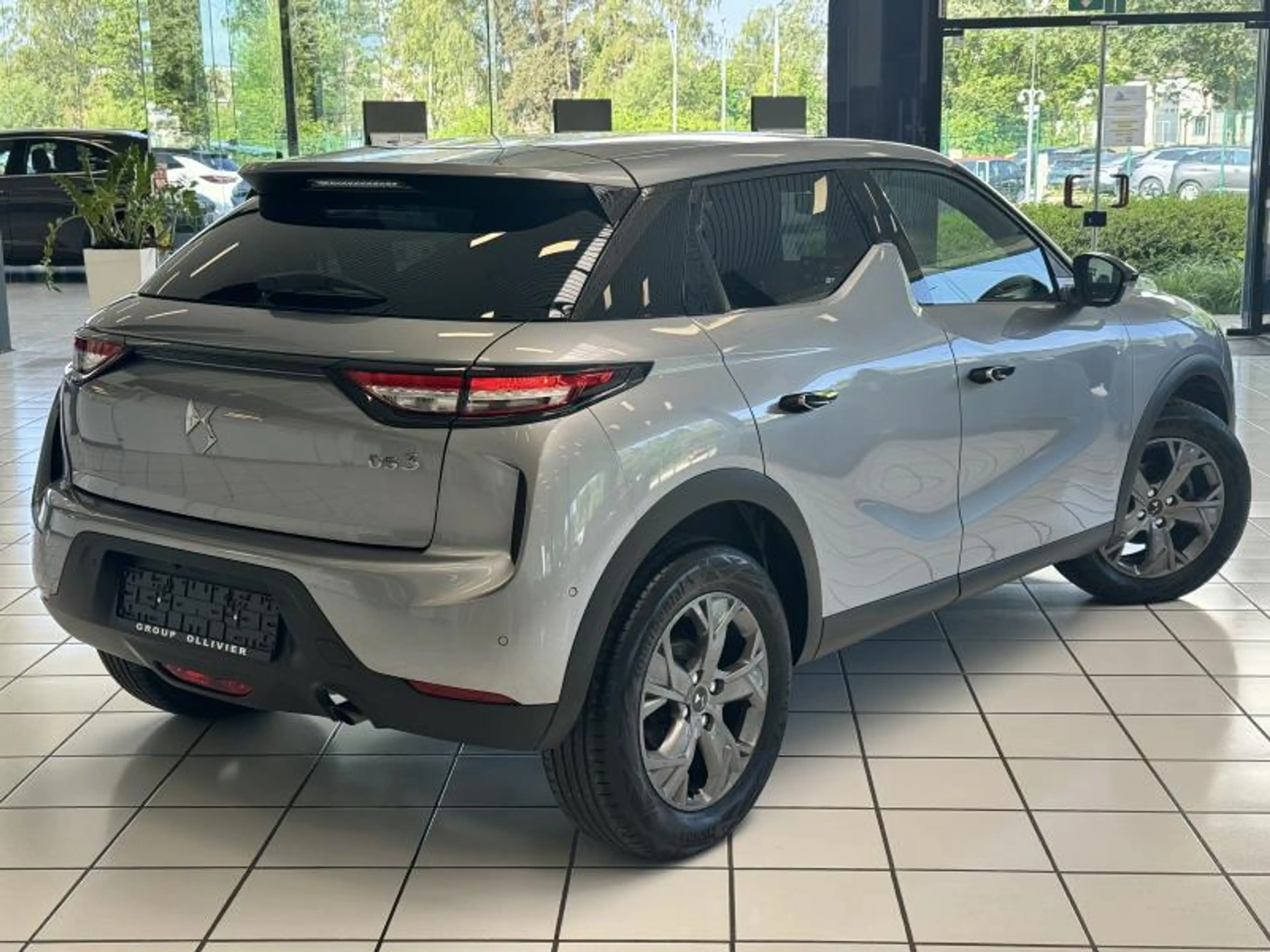 DS Automobiles DS 3 Crossback Bastille - Camera - Carplay — photo 2