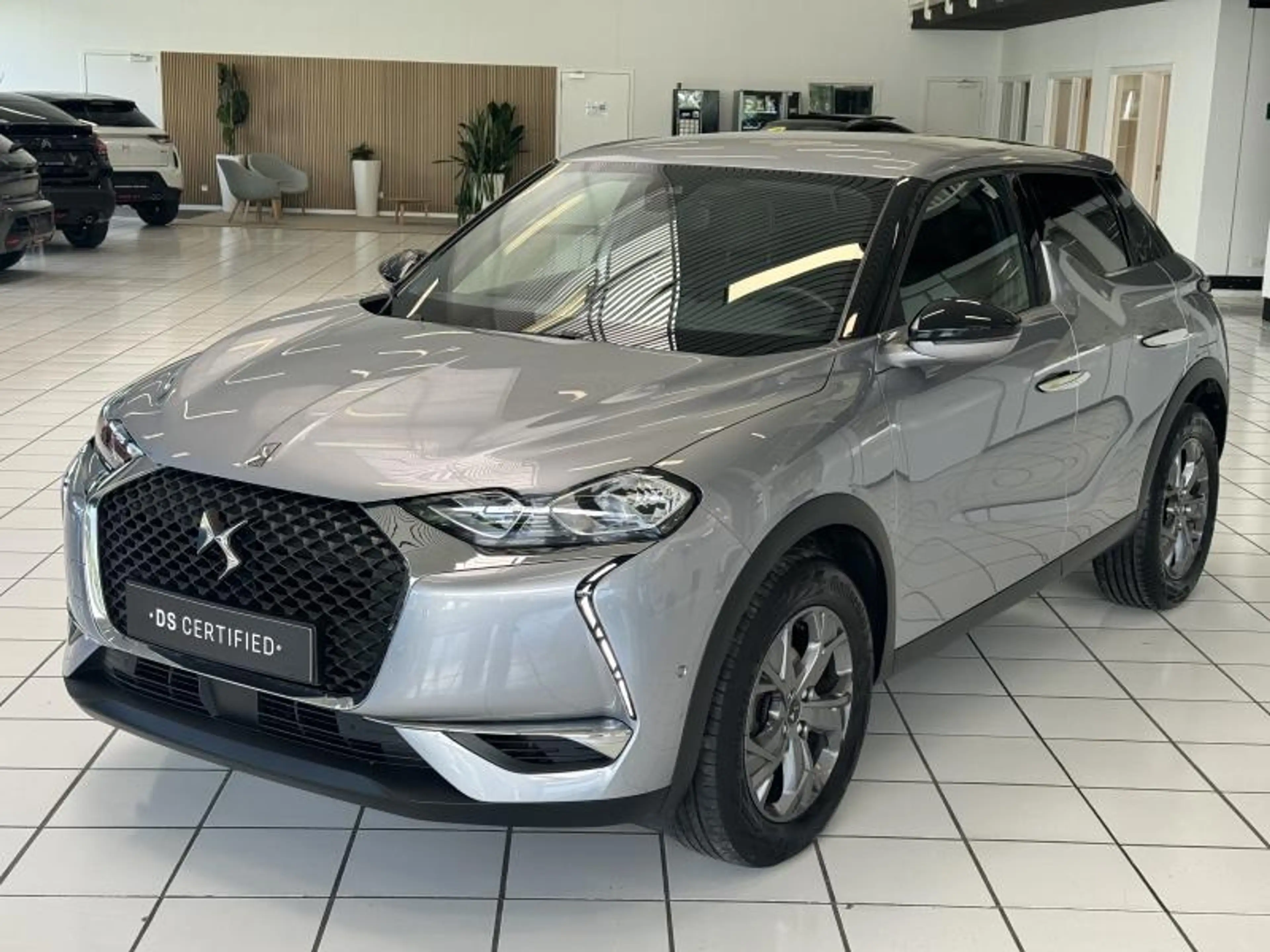 DS Automobiles DS 3 Crossback Bastille - Camera - Carplay — photo 3