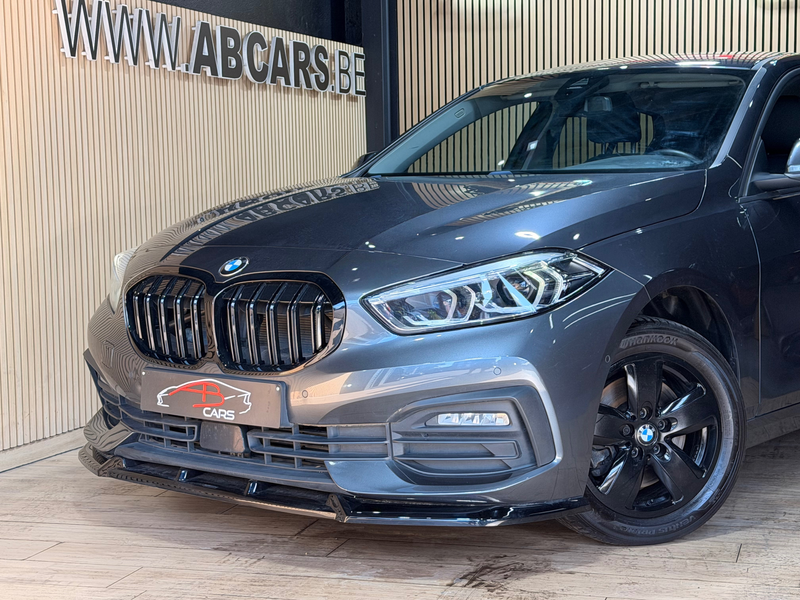 BMW 118 i * GARANTIE 12 MOIS * LOOK M SPORT * 1ER PROP * — photo 2