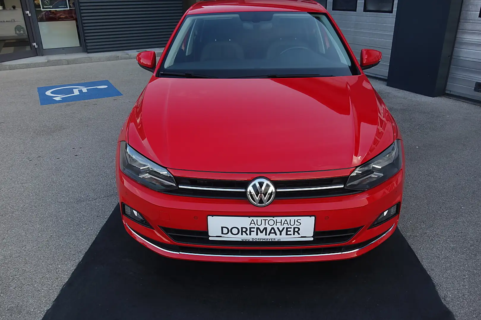 Volkswagen Polo 1.6 TDI Highline Rot - 2