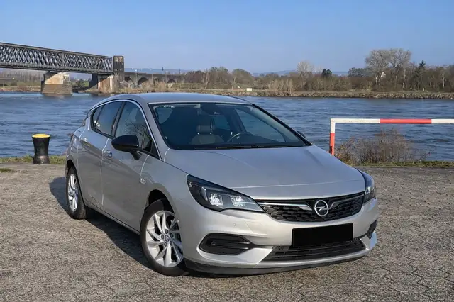 Opel Astra 1.Hand | BOSE+Navi Pro | TÜV 02/2028 | Garantie