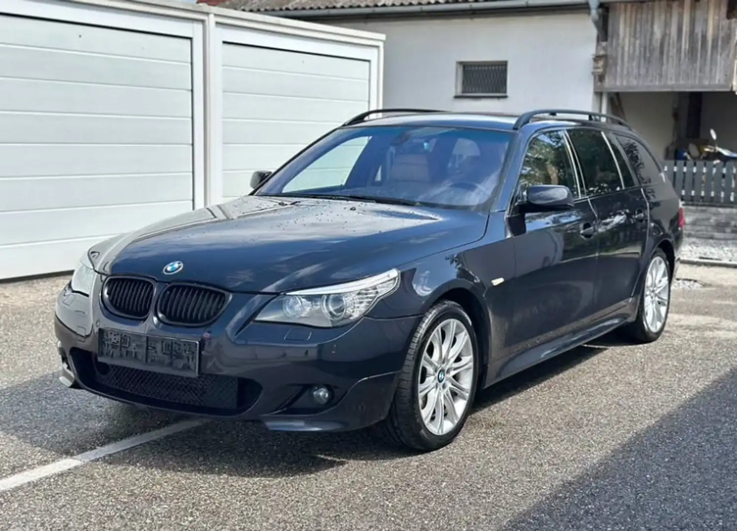 BMW 530 BMW 530xd E61 M-Paket - 1