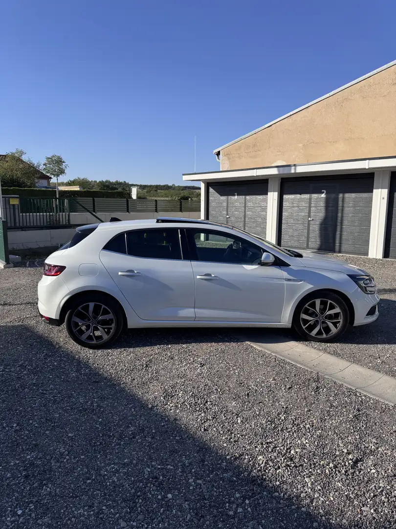 Renault Megane BOSE-Edition - 2