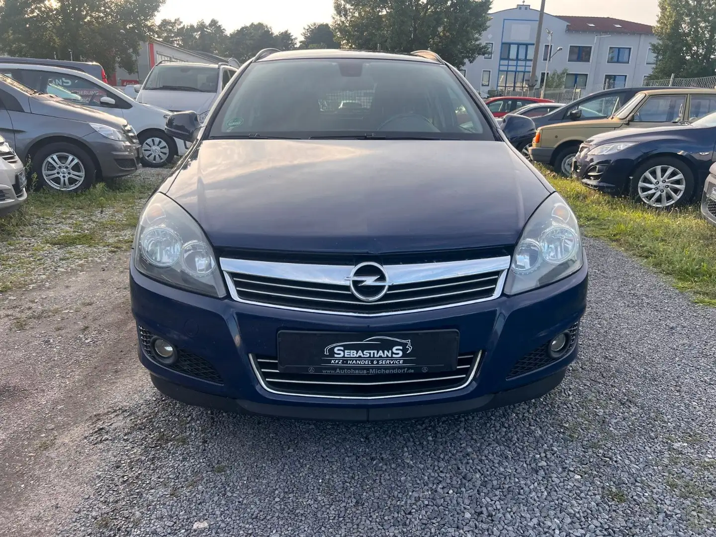 Opel Astra Caravan 1.7 CDTI Edition 111 Jahre  Tüv 26 Blau - 2