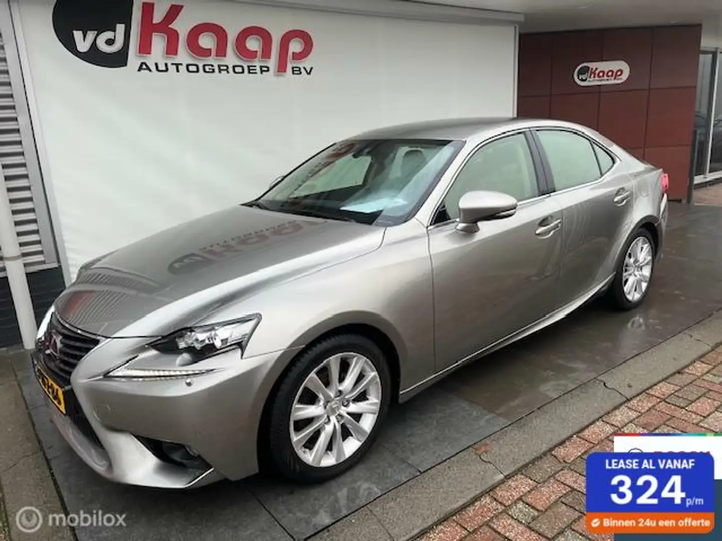 Lexus IS 300 300h First Edition Grau - 1