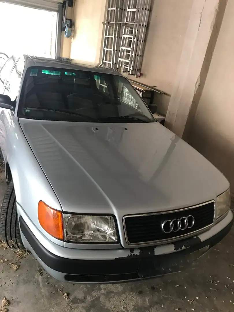 Audi 100 100 2.3 E - 2
