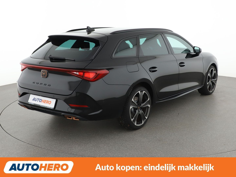 SEAT Leon 1.4 e-HYBRID — photo 6