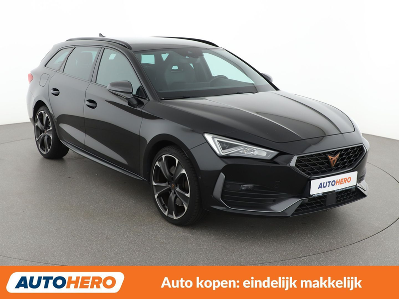 SEAT Leon 1.4 e-HYBRID — photo 8