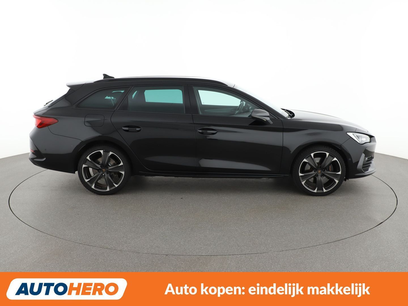 SEAT Leon 1.4 e-HYBRID — photo 7