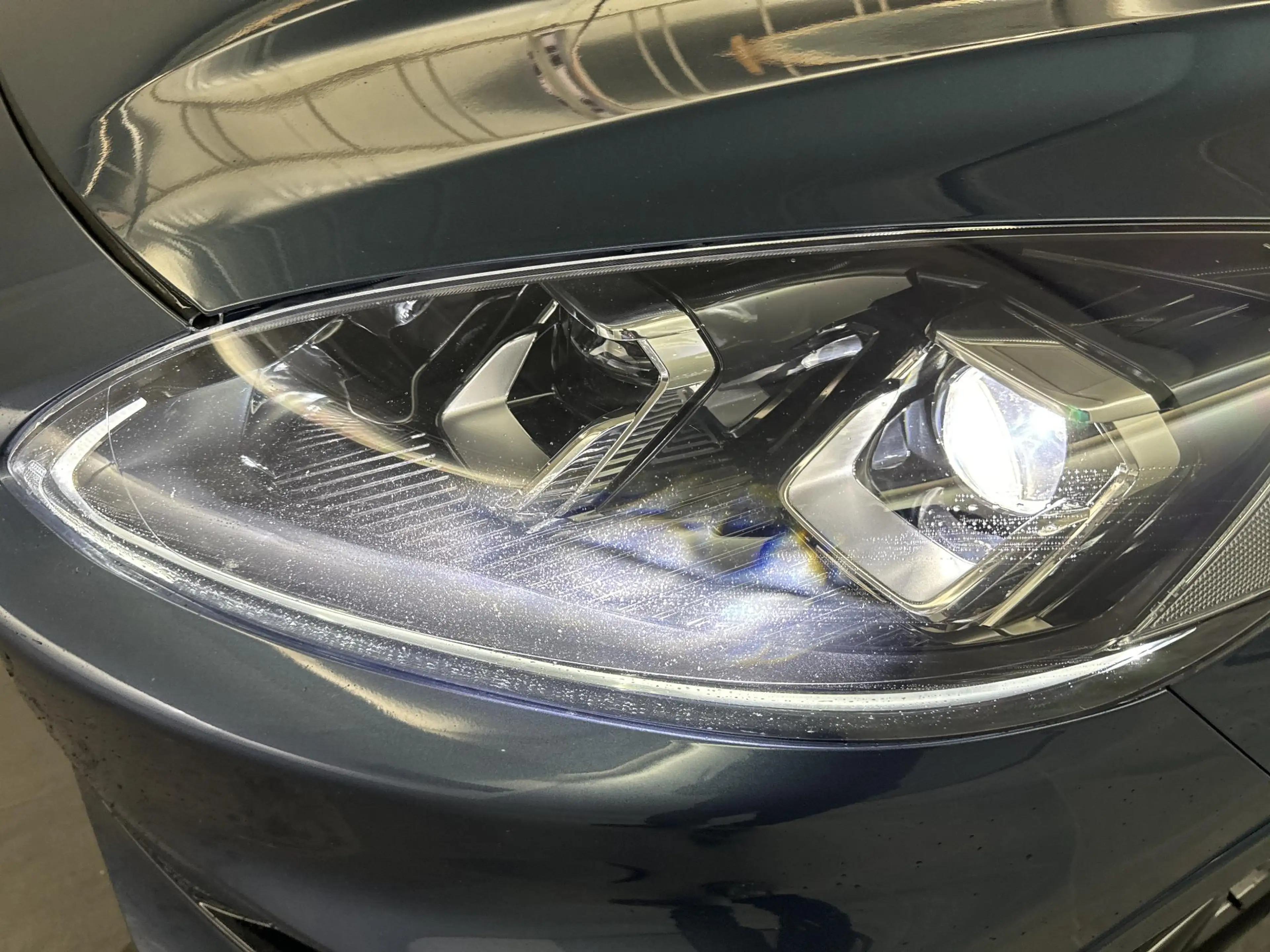 Ford Kuga 2.5 PHEV ST-Line X 225pk | Driver Assistance Pack — photo 11