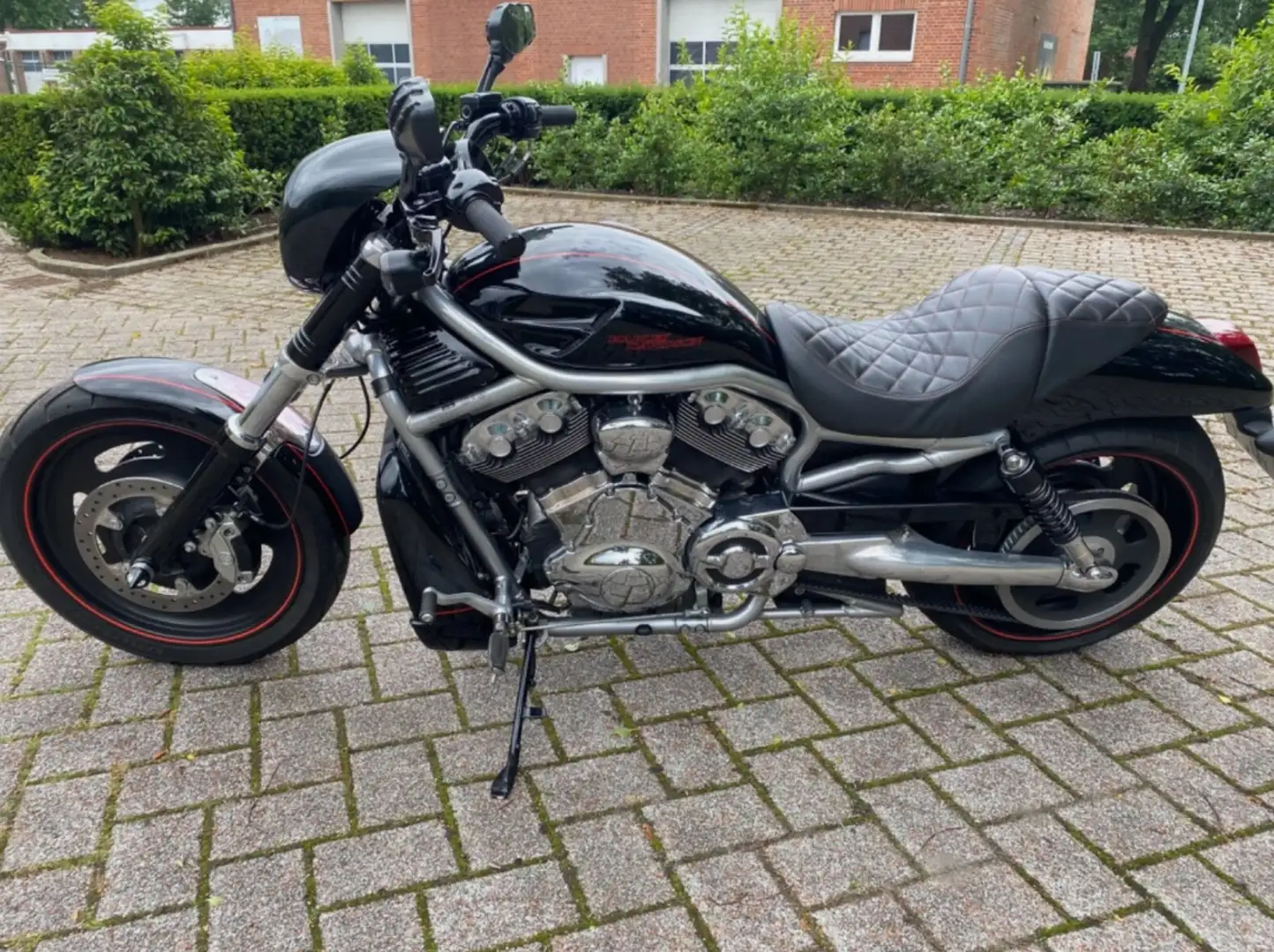 Harley-Davidson V-Rod Černá - 2