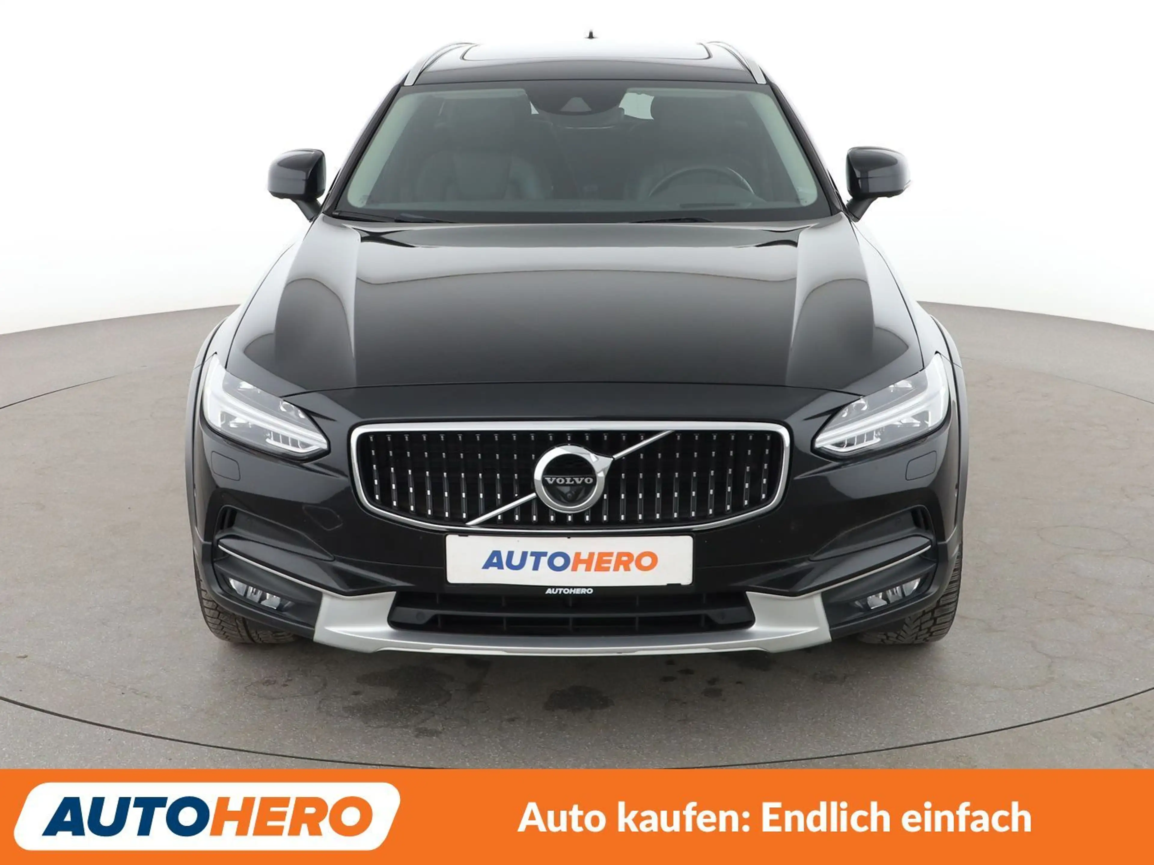 Volvo V90 Cross Country 2.0 D5 Pro AWD Aut.*NAV*HUD*ACC*360CAM*PDC*ALU* — photo 9
