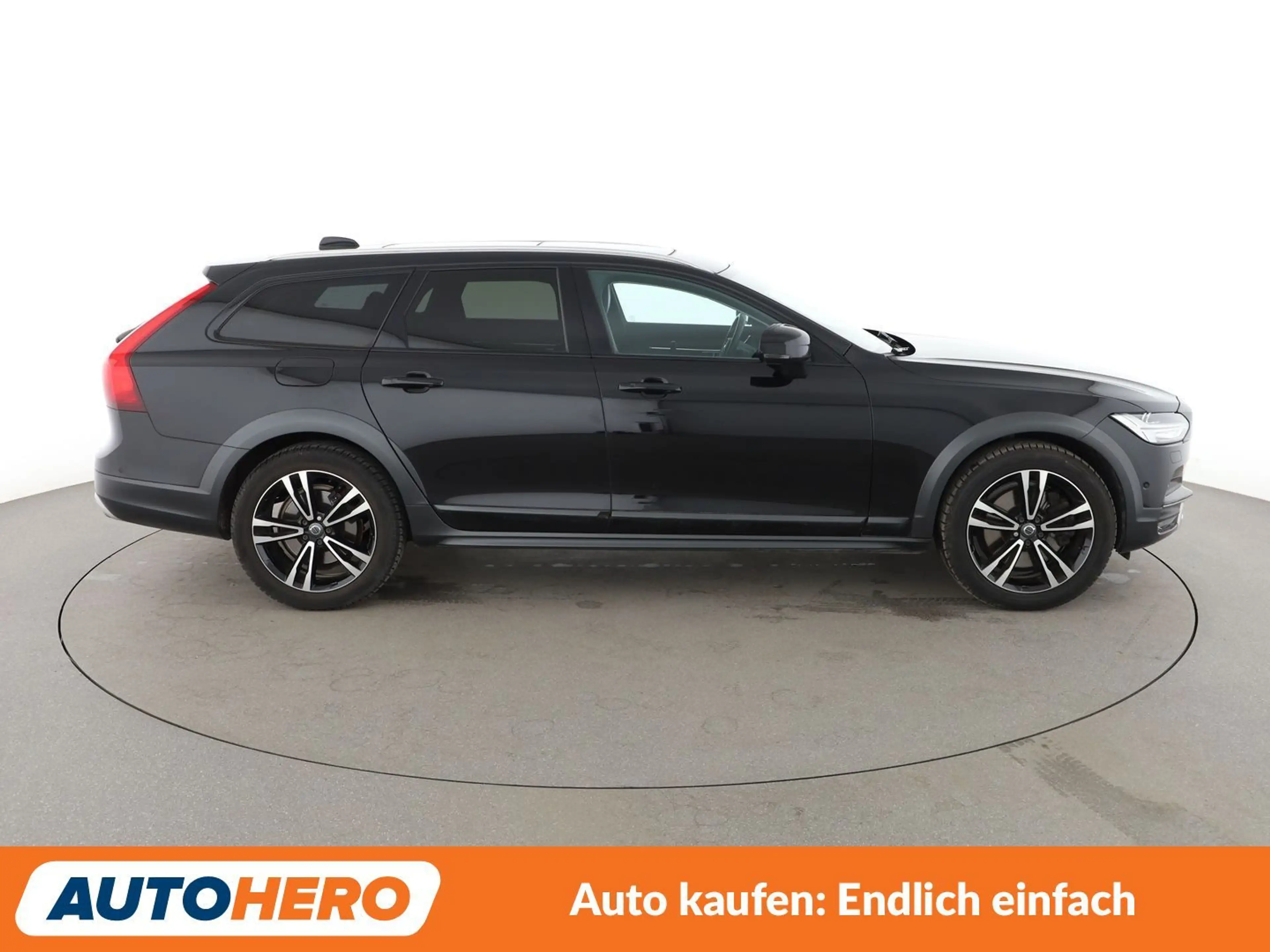 Volvo V90 Cross Country 2.0 D5 Pro AWD Aut.*NAV*HUD*ACC*360CAM*PDC*ALU* — photo 7