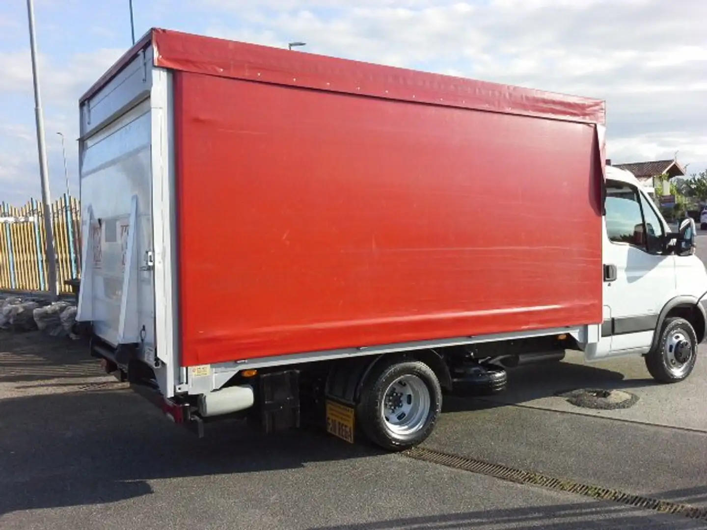 Iveco Daily 35C12 CENTINATO Con PEDANA Sponda idraulica Bianco - 2