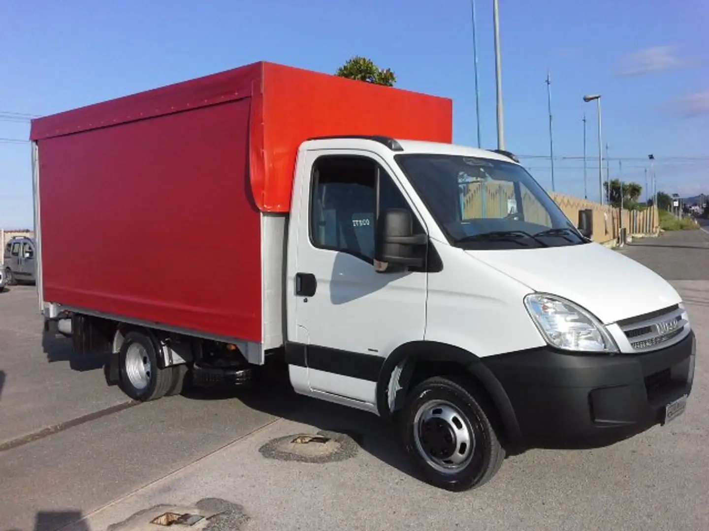 Iveco Daily 35C12 CENTINATO Con PEDANA Sponda idraulica Bianco - 1