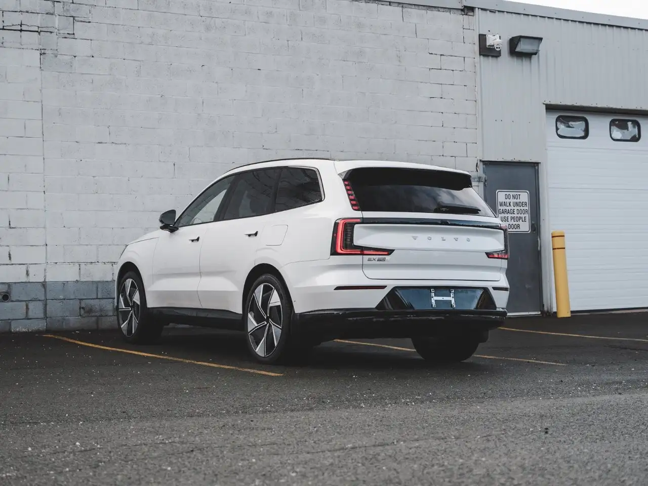 Volvo EX90 снимка Volvo EX90