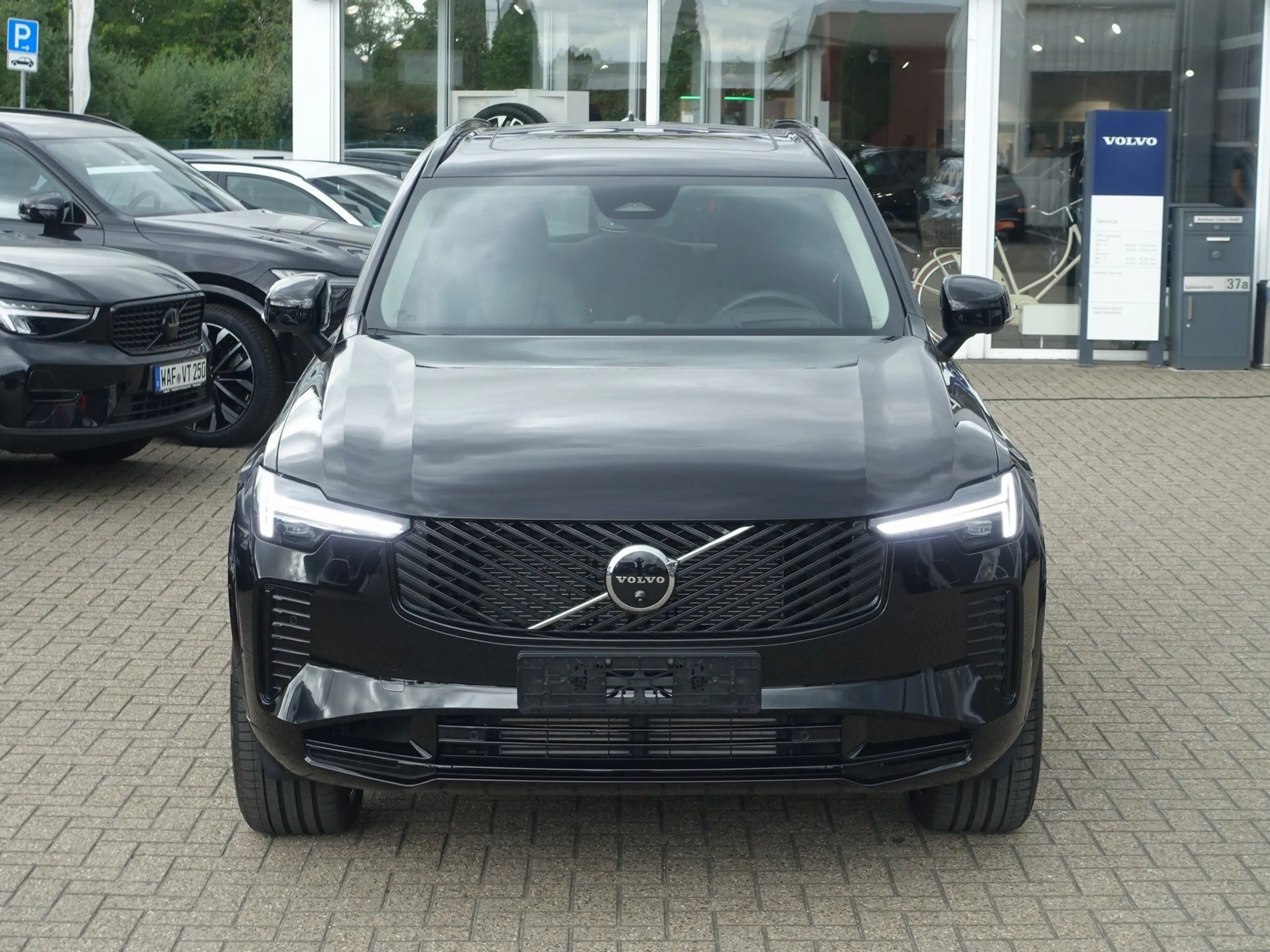 Volvo XC90 Ultra T8 AWD Plug-in/B&W/HUD/AHK/PANO/FourC — photo 7