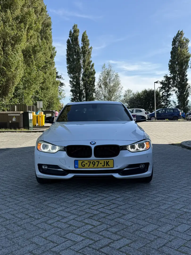 BMW 328 328i xDrive Sport-Aut. Sport Line - 1
