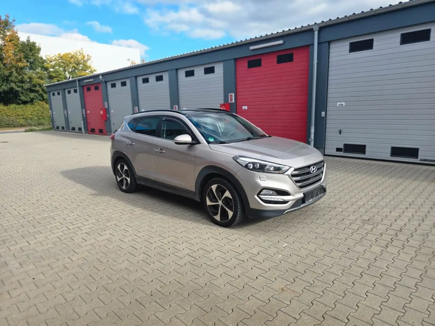 Hyundai TUCSON Premium 4WD/KAMERA//NAVI/ AHK Bianco - 2