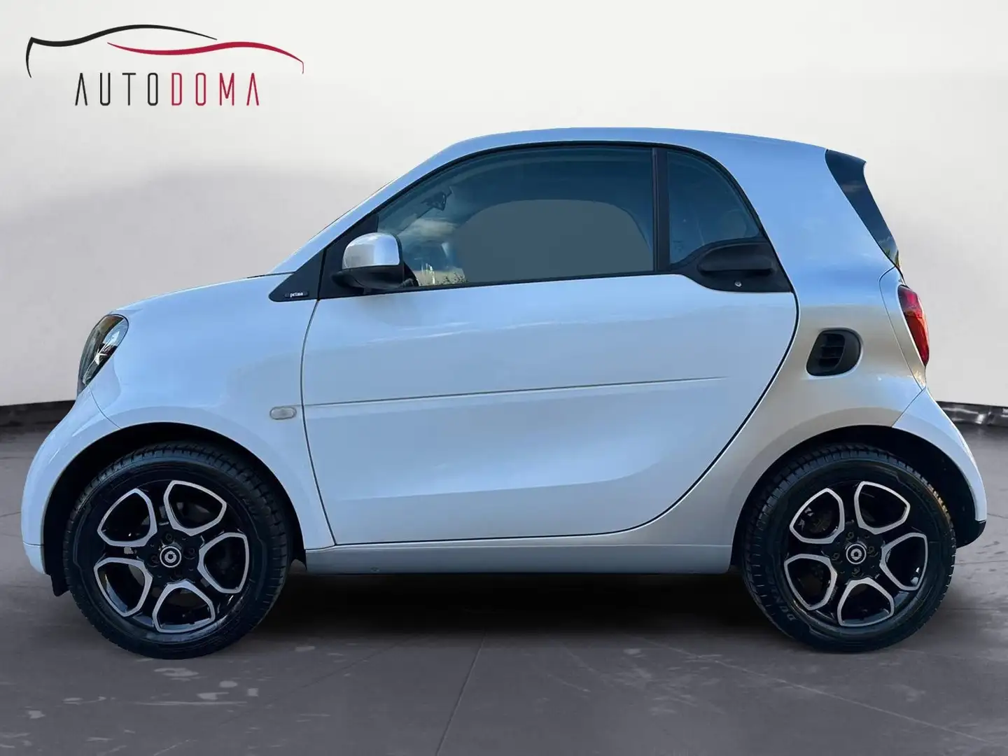 smart forTwo fortwo 70 1.0 Prime Weiß - 1