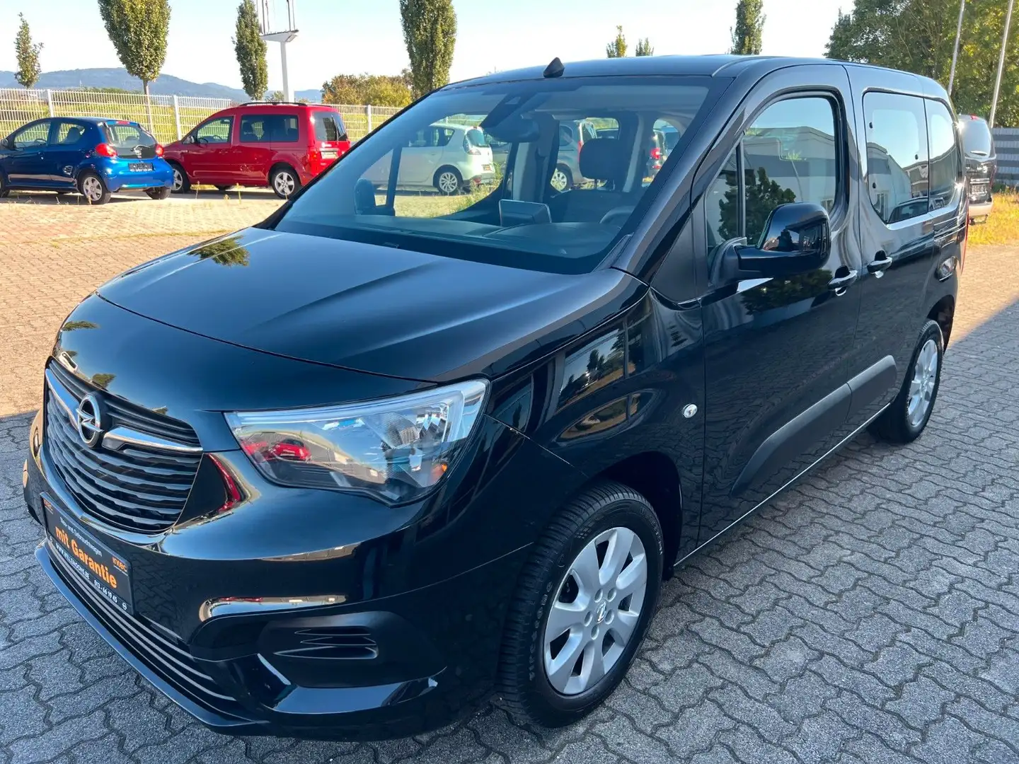 Opel Combo Life E Edition 2.Hand, unfallfrei, 7 Sitze Schwarz - 1