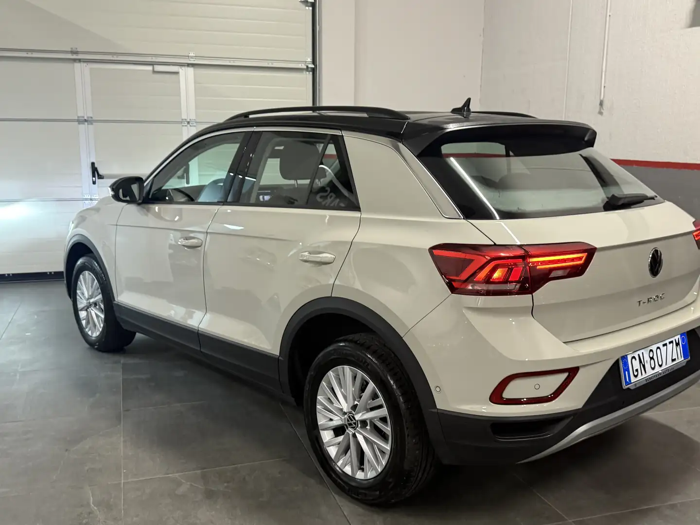 Volkswagen T-Roc 1.0 tsi Style 110cv - 2