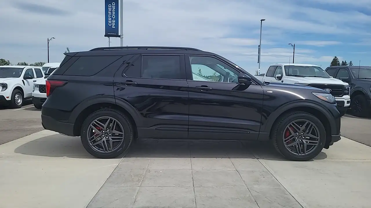 Ford Explorer photo Ford Explorer